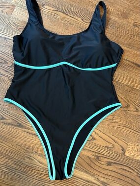 Source Unknown Black One-Piece Swimsuit with Teal Trim 0098